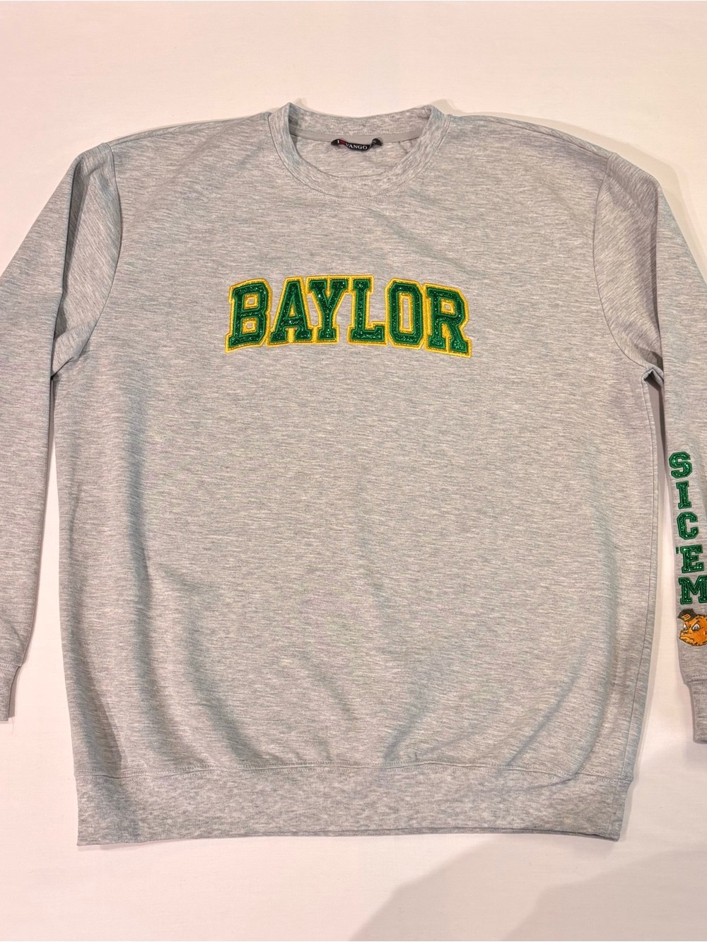 Baylor bears grey sweatshirt “sic em”